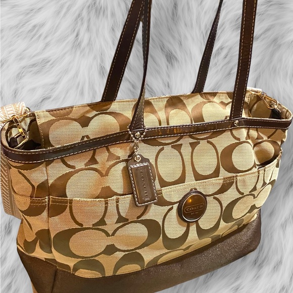 🚨SOLD 🚨 COACH DIAPER BAG EUC - Picture 6 of 15